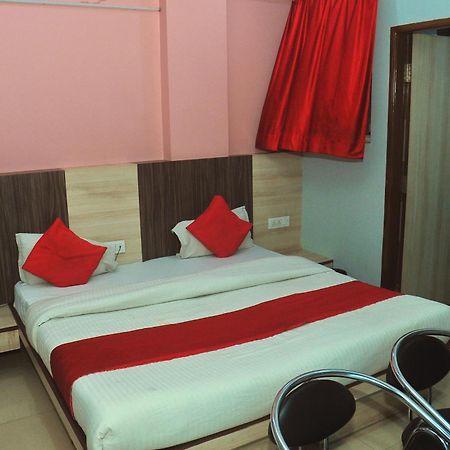 Hotel Thikana Palace Jaipur Eksteriør bilde
