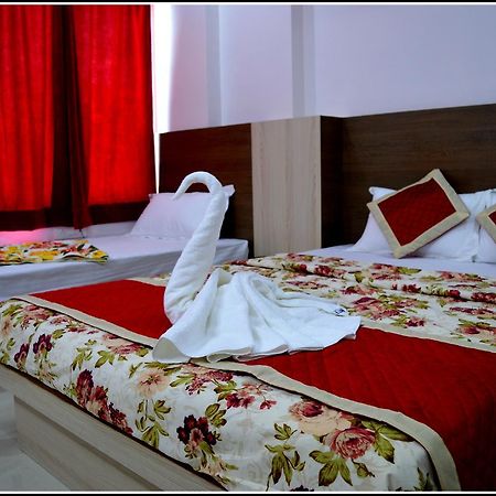 Hotel Thikana Palace Jaipur Eksteriør bilde